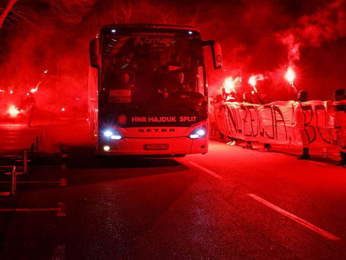Pogledajte doček Hajdukovih igrača u Umagu