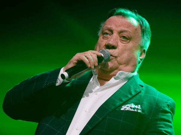 Halid Bešlić nakon šest godina najavio veliki koncert u Slavonskom Brodu