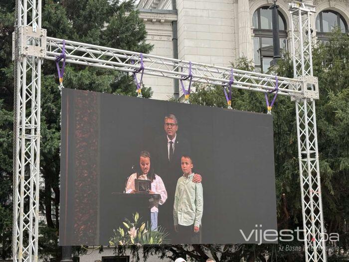 Halidovi unuci: "Mama nam nije rekla u utorak da si nas napustio, ali mi smo znali"