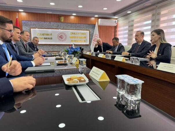 Halilagić iz Turske najavio nova partnerstva Međunarodnog aerodroma Tuzla