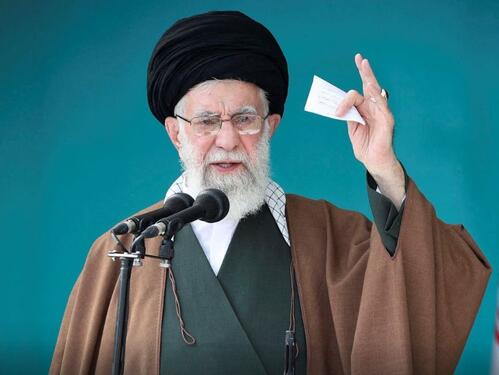 Hamenei pozvao Irance na "odlučnost" uoči godišnjice revolucije
