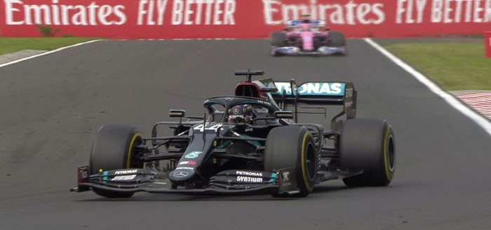 Hamilton na dominantan način slavio u Mađarskoj i izjednačio se sa Schumacherom