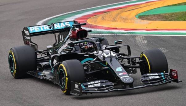 Hamilton slavio u Italiji