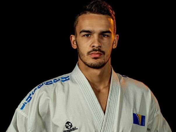 Hamza Turulja ocu za rođendan poklonio umru: Nijedna medalja nije važna kao porodica