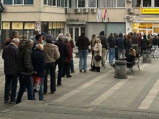 Haos na biračkim mjestima: Maskirani muškarci upali na glasanje, "pao" i šamar