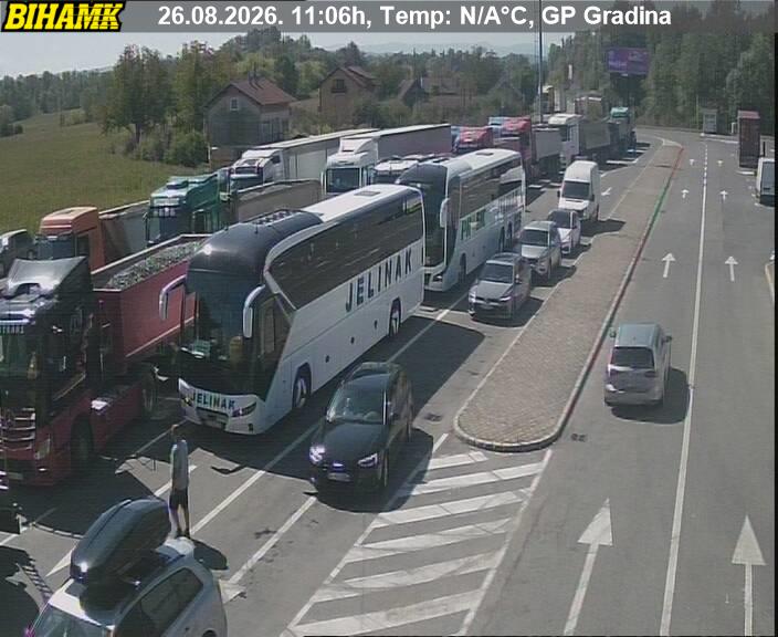 Haos na granicama: Duge kolone na više prelaza, brojne ceste zatvorene