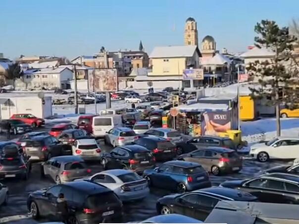 Haos na granici: Pogledajte snimak kolapsa iz Bosanske Gradiške