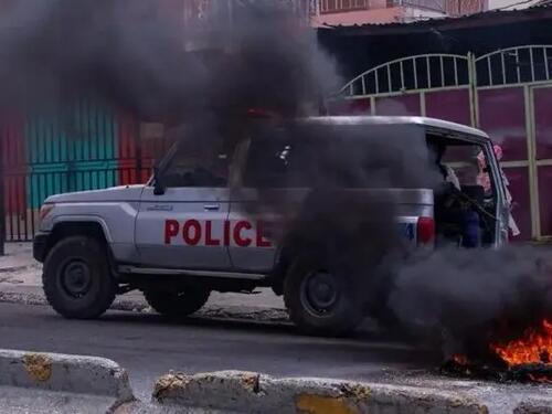 Haos na Haitiju: Bande napale zatvor i oslobodile 500 zatvorenika