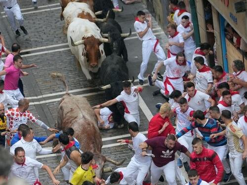 Haos na koridi u Španiji, povrijeđeno najmanje šest trkača