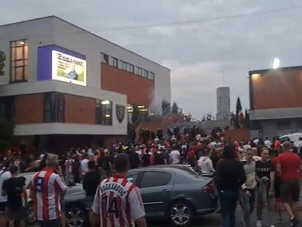 Haos na Marakani: Tuča Delija i policije