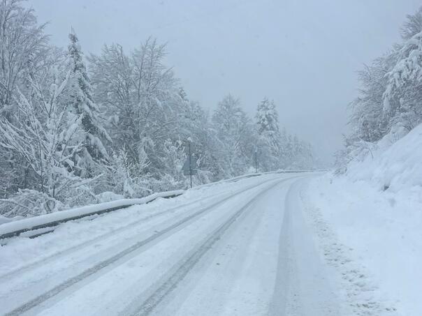 Haos na putu Sarajevo - Tuzla: Ne krećite bez velike potrebe