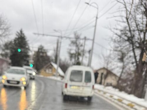 Haos na ulazu u Sarajevo: Vozilo u kvaru izazvalo ogromne gužve