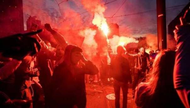 Haos na ulicama Rotterdama, uhapšeni huligani