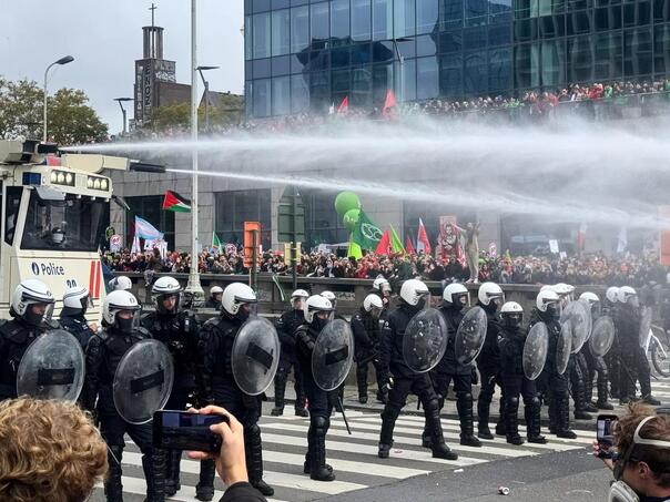 Haos u Briselu: Demonstranti se sukobili sa policijom