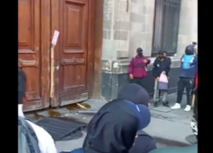 Haos u Meksiku: Demonstranti upali u palatu predsjednika države