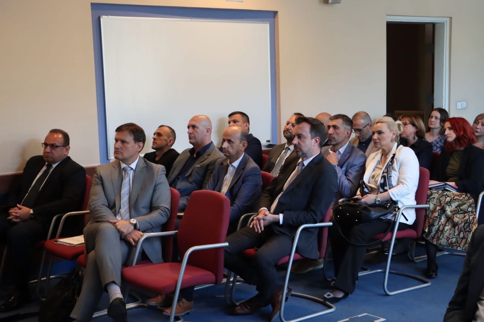 Haos u naplati komunalnih usluga u KS: Nema strateškog plana