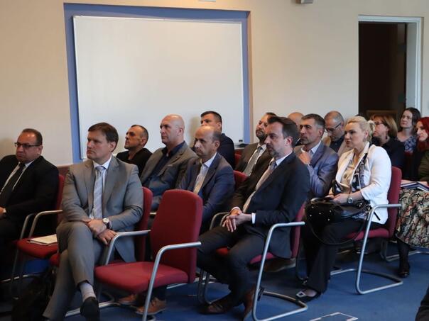 Haos u naplati komunalnih usluga u KS: Nema strateškog plana