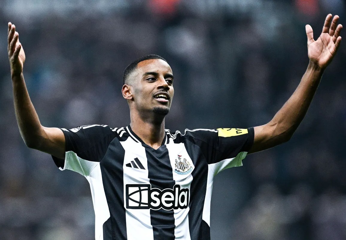 Haos u Newcastleu: Isak traži transfer, uprava u problemima 