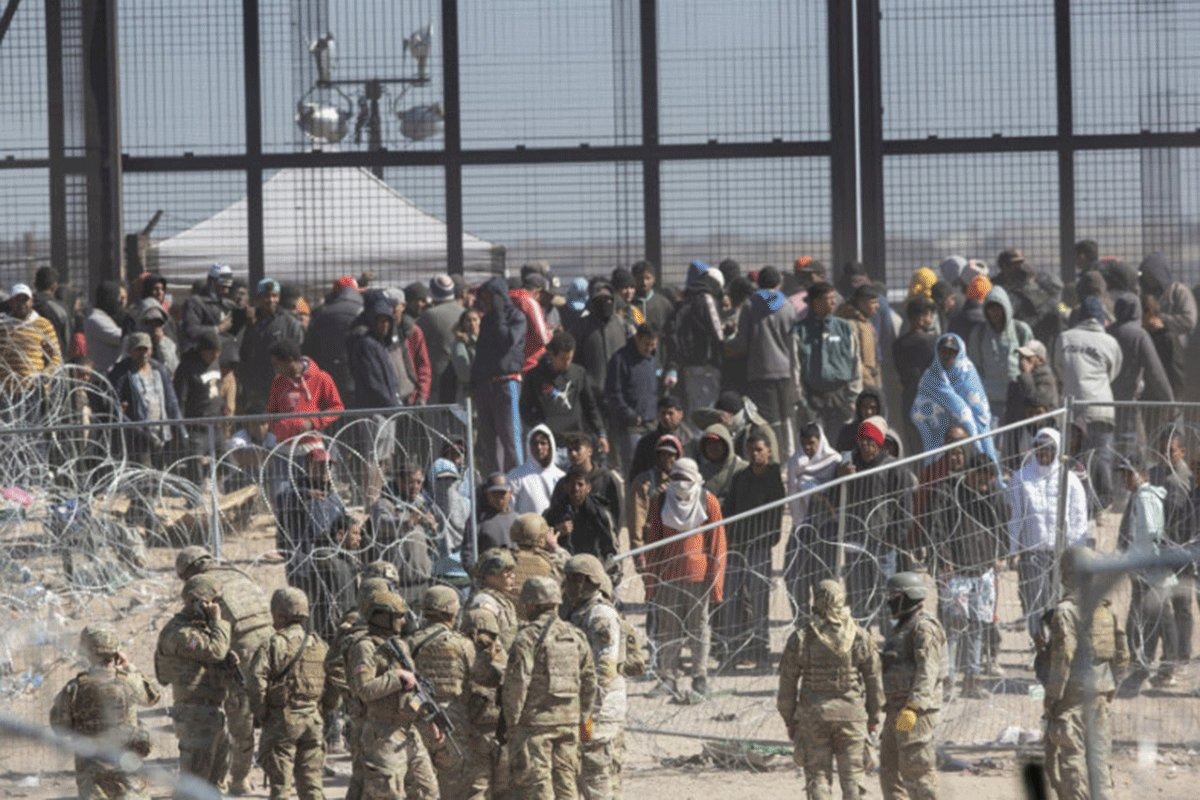 Haos u Texasu: Ilegalni imigranati probila ogradu i napali graničare