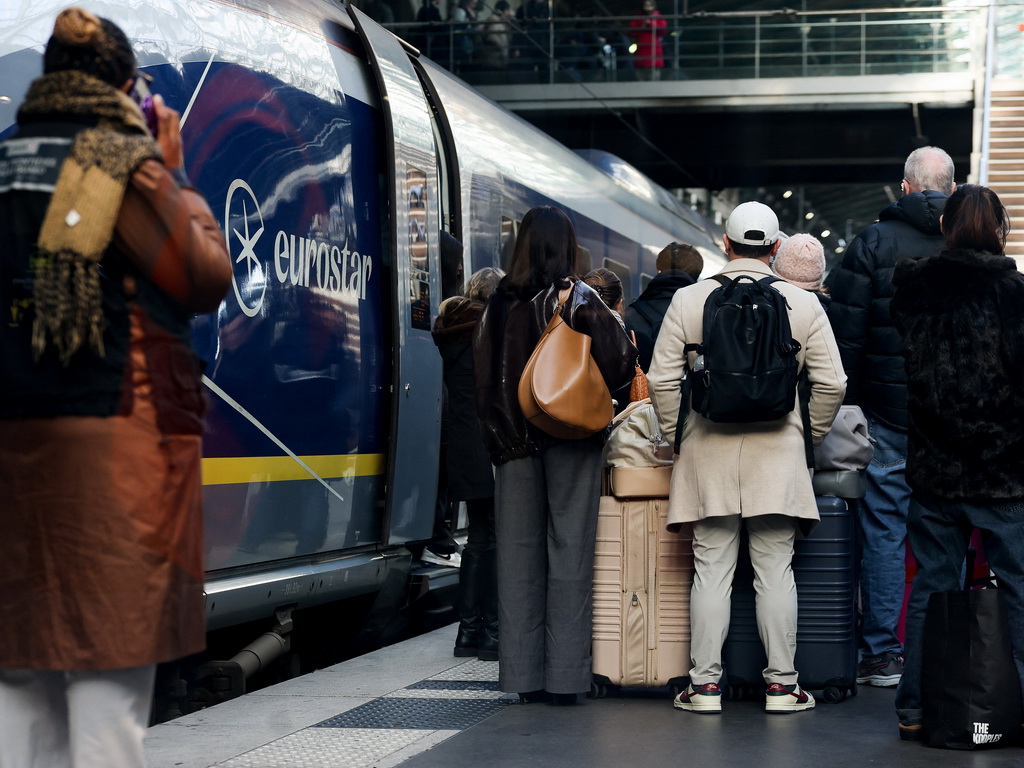 Haos u tunelu: Putnici Eurostara noć proveli zaglavljeni u vozovima