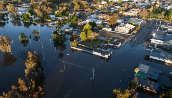 Haotično stanje u Australiji: Poplava odnosi sve pred sobom, rijeke nabujale