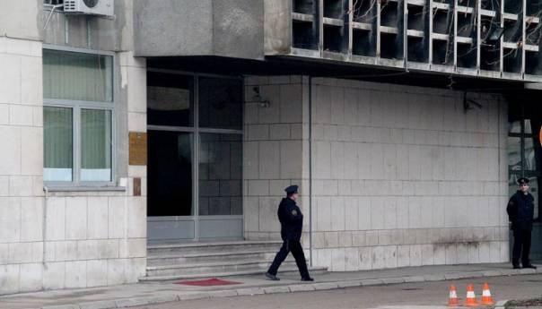 Hapšenje Husića na osnovu naredbe suda u Bijeljini