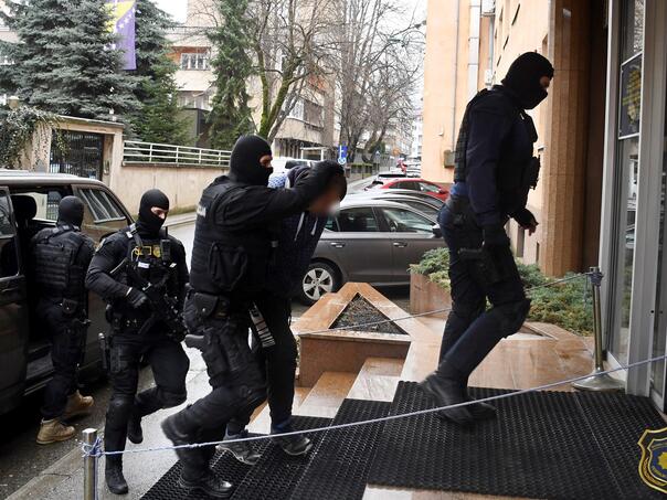 Hapšenje na Ilidži nakon prijetećih poruka na internetu