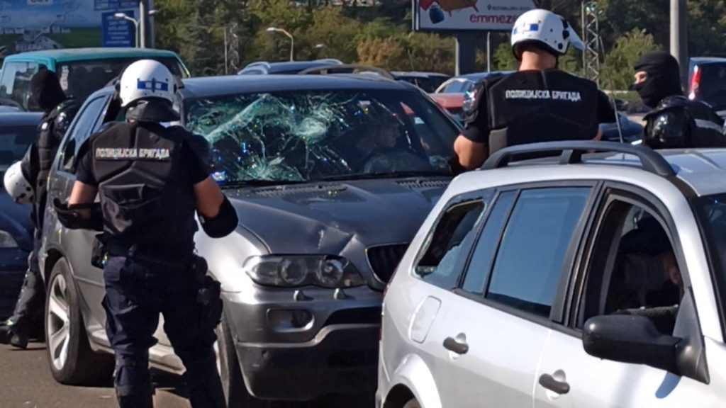 Hapšenje navijača Partizana, tuča Delija i Grobara