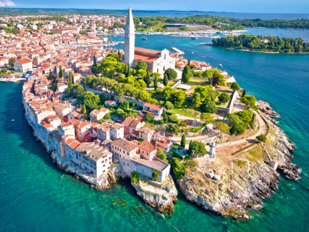 Hapšenje u Rovinju: Amerikanac snimao nagu djecu kamerom skrivenom u naočalama