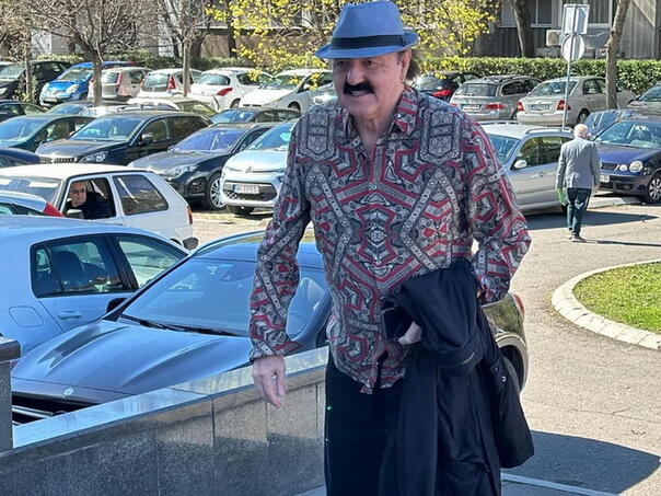 Haris Džinović stigao na sud zbog razvoda: 'Osjećam se dobro'