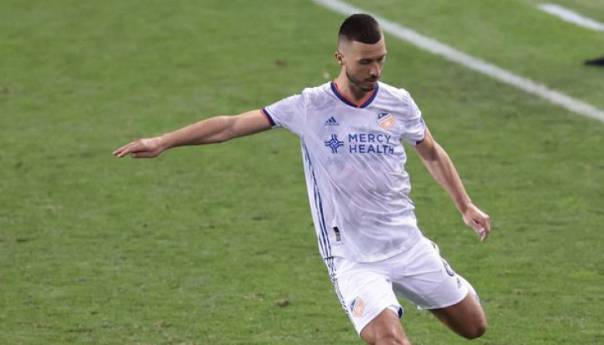 Haris Medunjanin za pobjedu pogodio direktno iz kornera