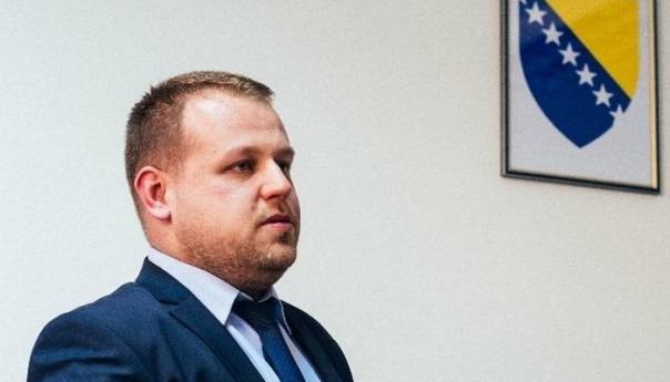 Haris Šabanović postao novi predsjednik Asocijacije mladih SDA