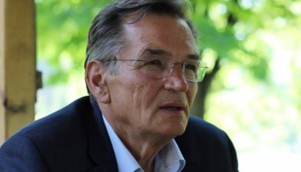 Haris Silajdžić nakon operacije na srcu pušten kući