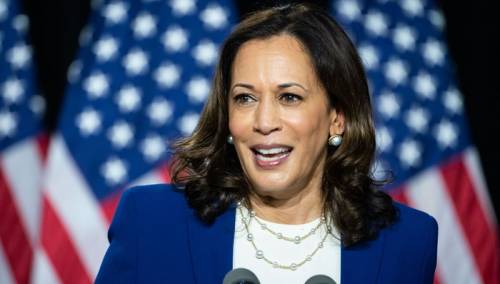 Harris u telefonskom razgovoru s Macronom obećala jačanje veza s Francuskom