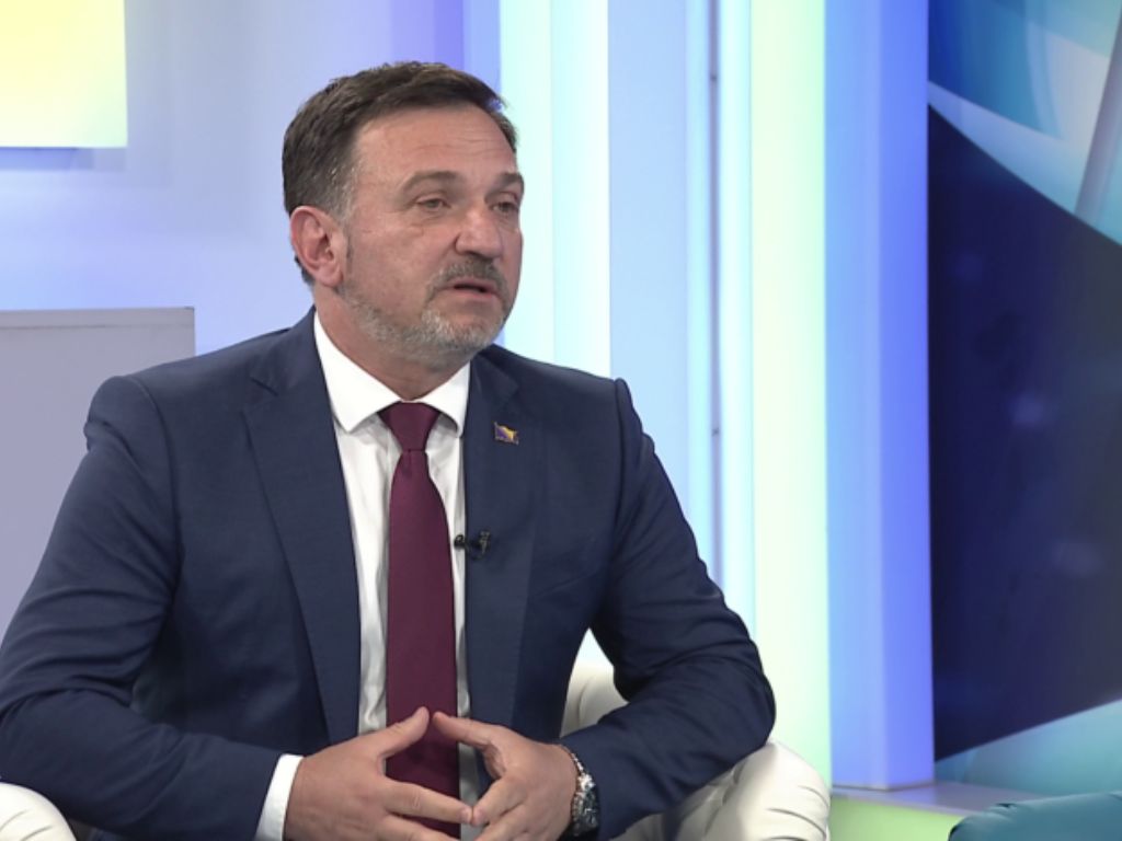 Hasičević o Amidžiću: Ponizio je i sebe i instituciju koju predstavlja