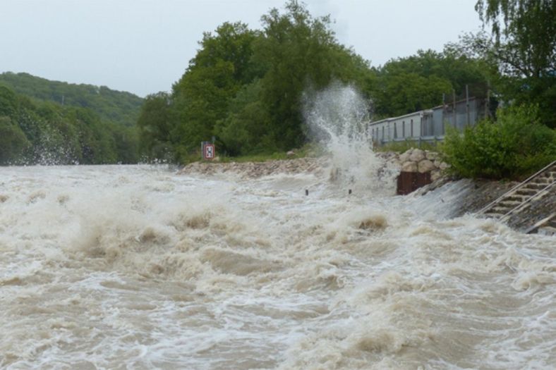 Havaje pogodile ogromne poplave: Hiljade ljudi evakuisano