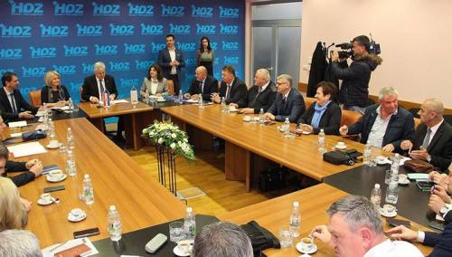 HDZ BiH poziva na dodatni oprez i poštivanje uputa kriznih stožera