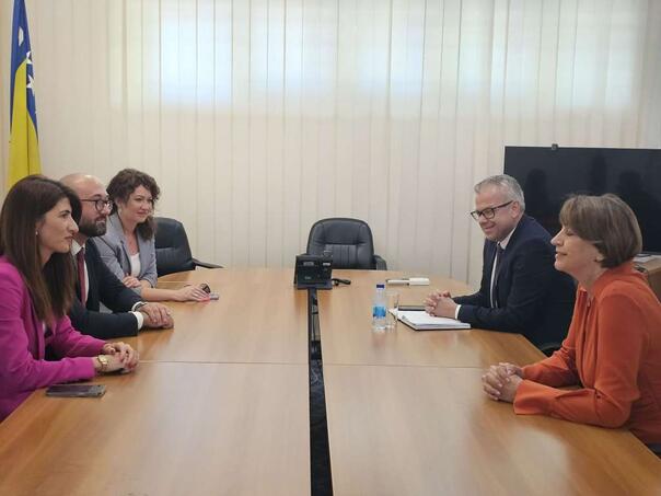 HDZ BiH predao liste kandidata CIK-u BiH za predstojeće izbore