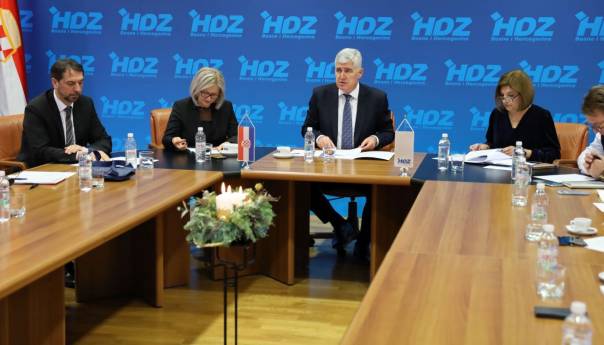 HDZ na sjednici u Mostaru donio četiri zaključka
