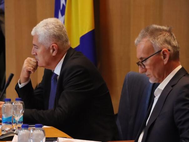 HDZ nadigran: Tražili Izborni zakon, pa se nisu vratili na sjednicu