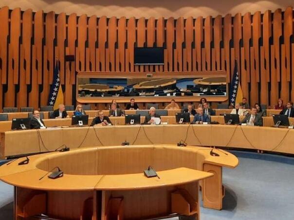 HDZ napustio sjednicu: Blokirano imenovanje generala OSBIH