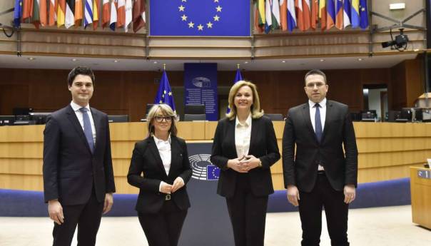 HDZ ogorčen amandmanom u izvještaju EU: Hrvatska ima štetnu ulogu u BiH!