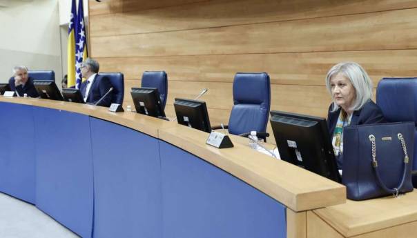 HDZ poziva na usvajanje jednog dokumenta o stanju u Ukrajini