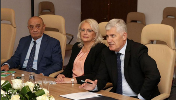 HDZ: Pritisci na Bevandu su udar na pravnu državu