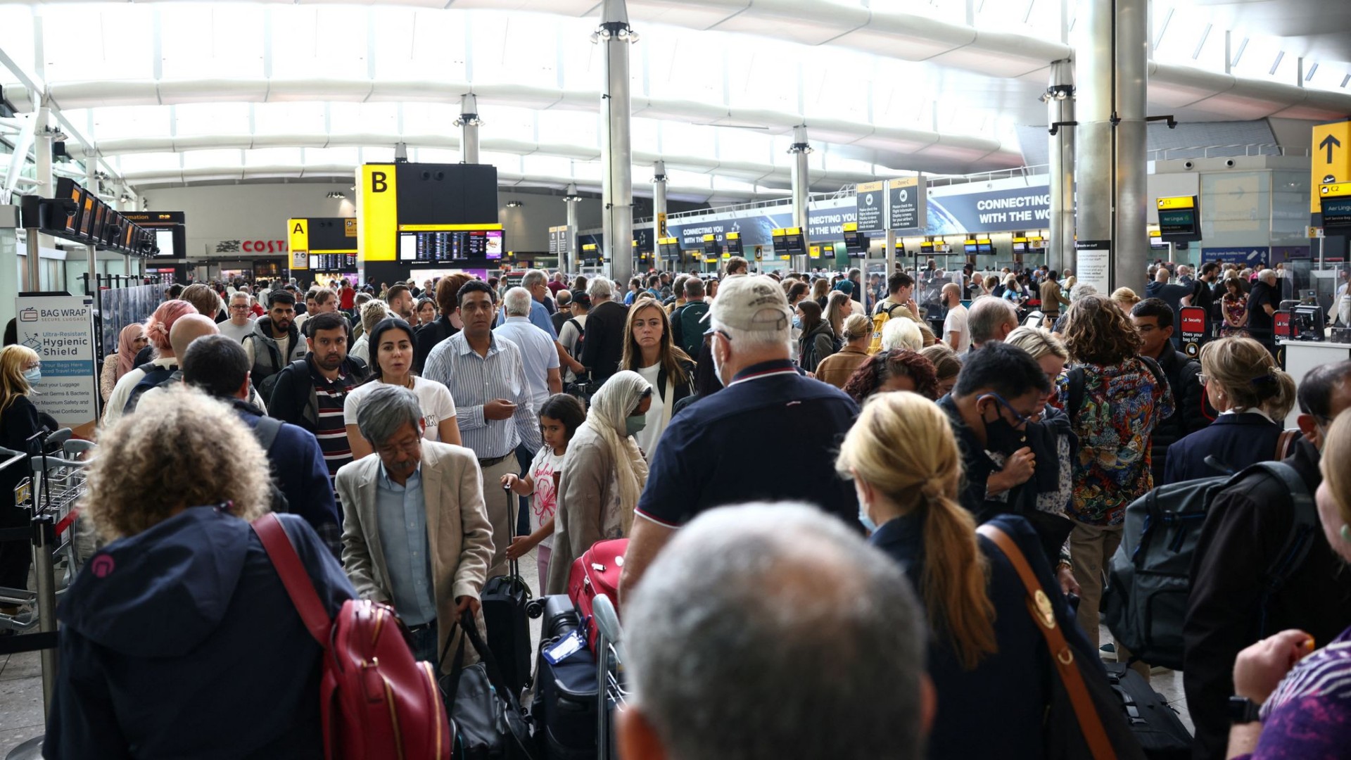 Heathrow otkazao desetine letova kojima je trebalo letjeti 10.000 putnika