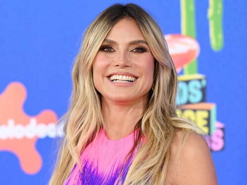 Heidi Klum objavila video u toplesu i minijaturnim gaćicama