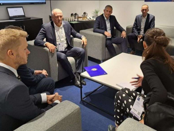 Helez i Galić u Londonu o mogućnostima za saradnju namjenske industrije BiH i UK