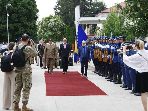 Helez i Reilly otvorili renovirani objekt straže u kasarni 'Rajlovac'