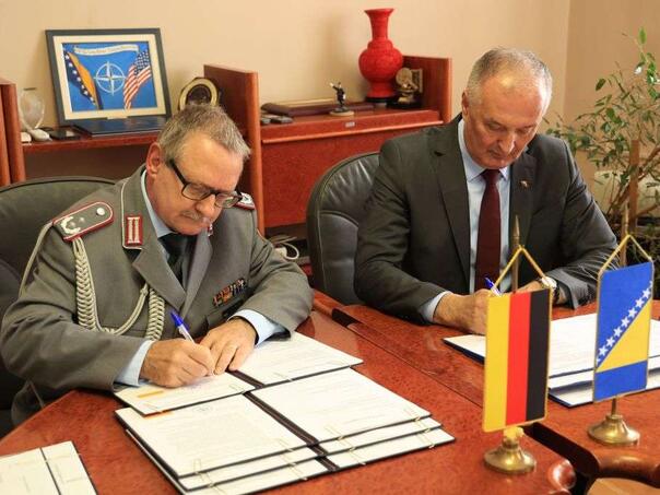 Helez i vojni ataše Njemačke u BiH potpisali Tehničke sporazume