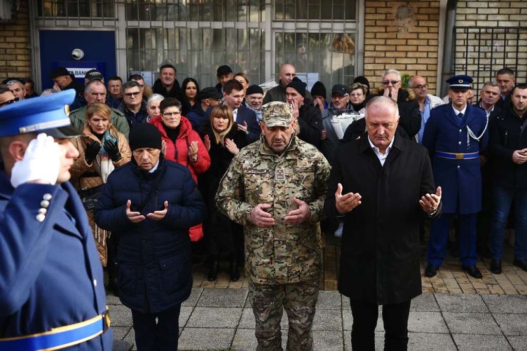 Helez na obilježavanju 32. godišnjice oslobođenja kote Vis